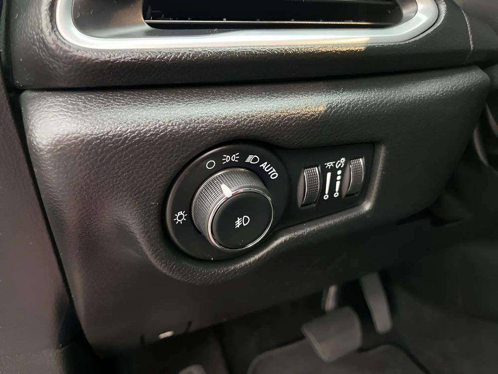 used 2018 Chrysler Pacifica car, priced at $11,971