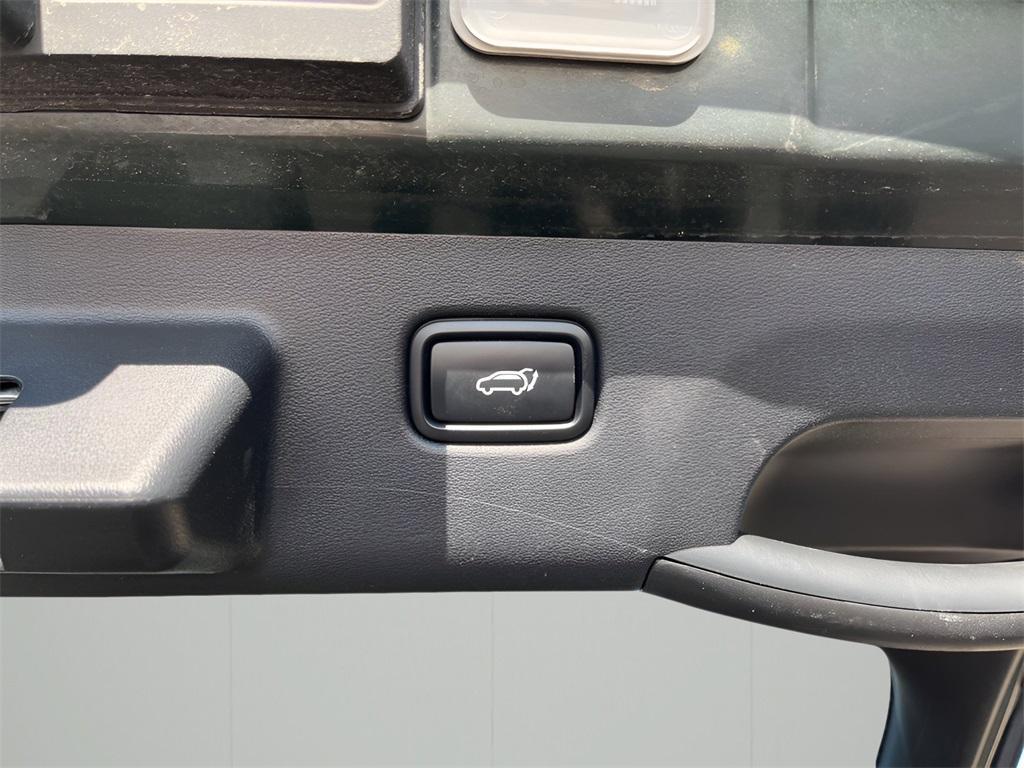 used 2023 Kia EV6 car, priced at $31,588