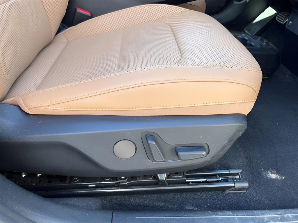 used 2023 Kia EV6 car, priced at $31,588