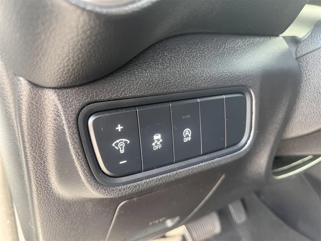 used 2023 Kia Soul car, priced at $14,488