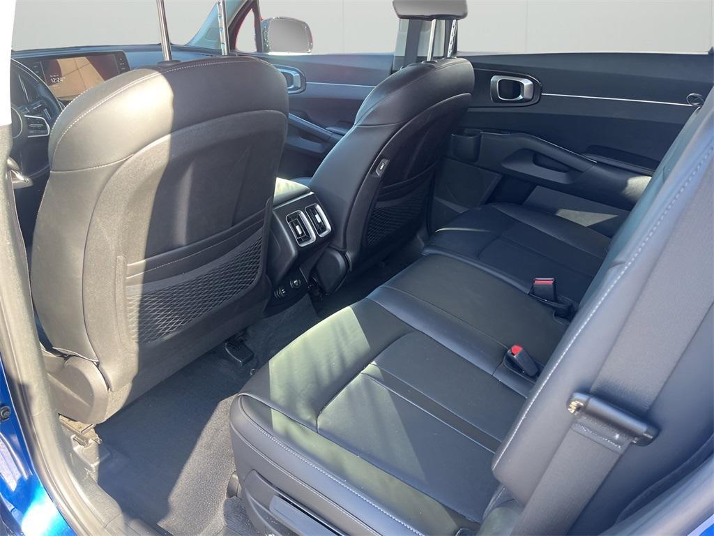 used 2022 Kia Sorento car, priced at $24,888