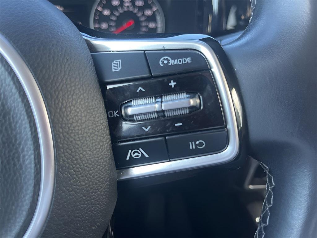 used 2022 Kia Sorento car, priced at $24,888