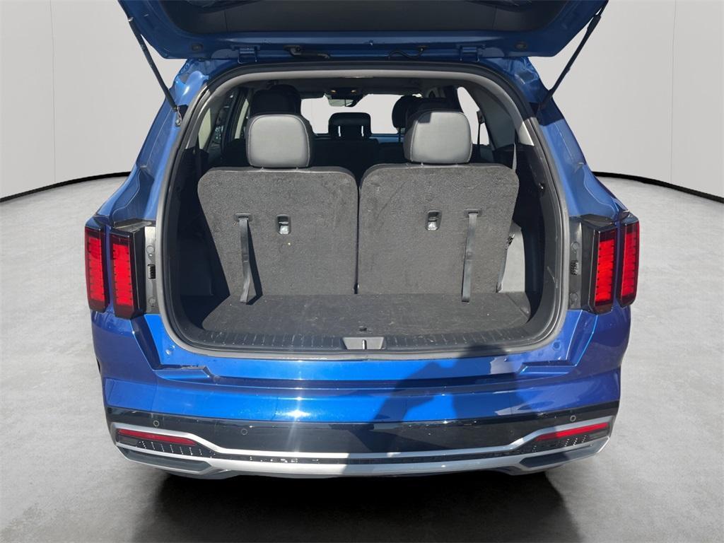 used 2022 Kia Sorento car, priced at $24,888