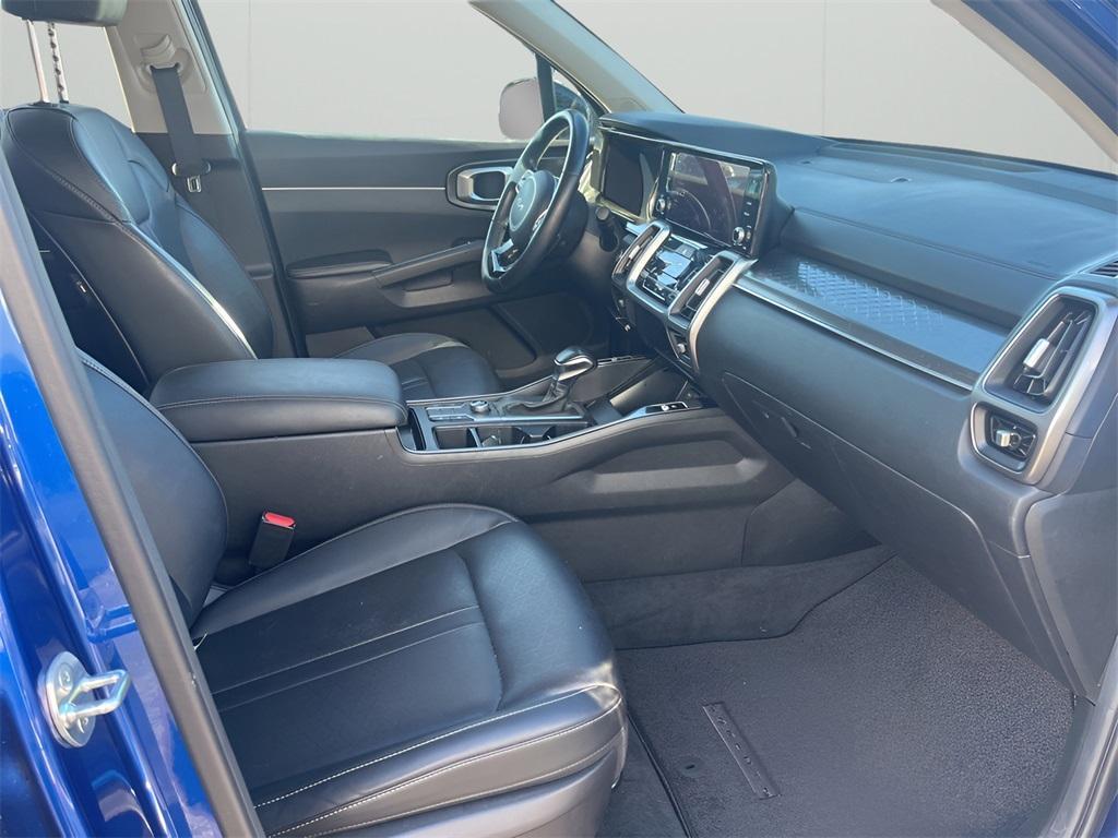 used 2022 Kia Sorento car, priced at $24,888