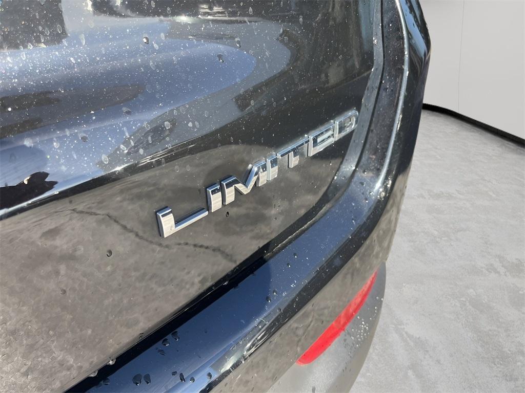 used 2022 Jeep Compass car, priced at $21,288