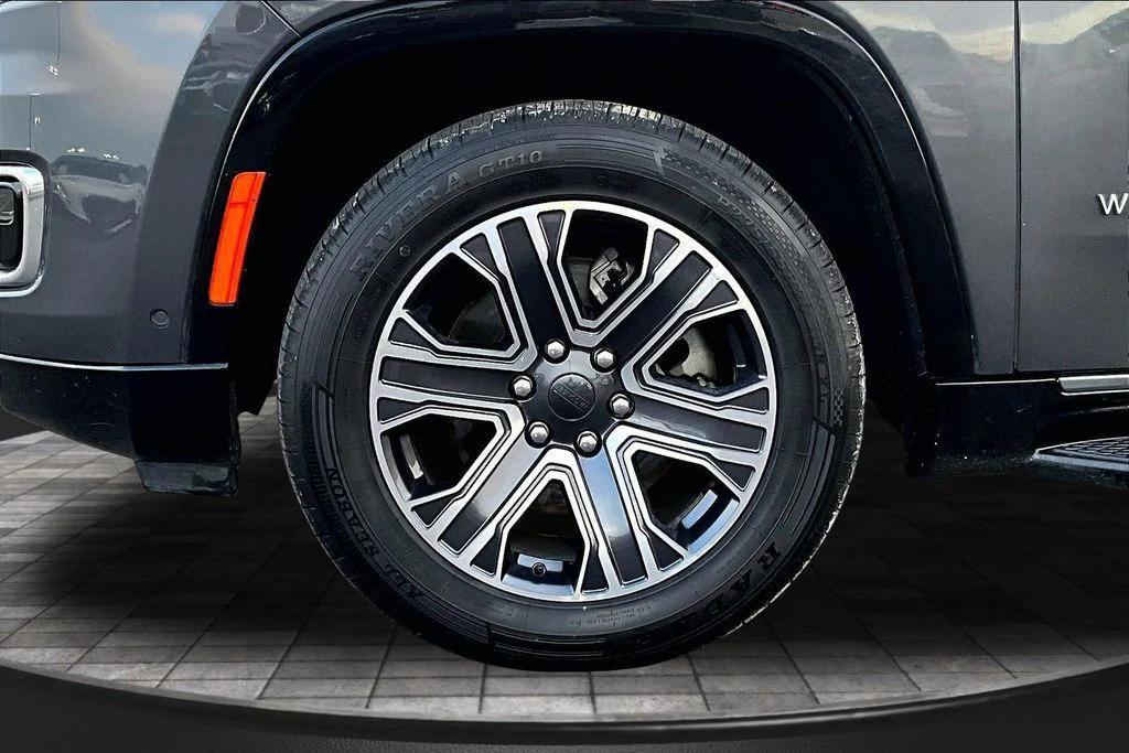 used 2024 Jeep Wagoneer car, priced at $43,998