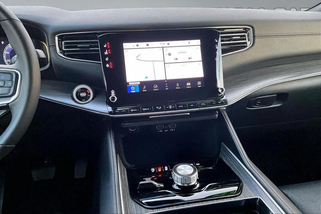 used 2024 Jeep Wagoneer car, priced at $43,998