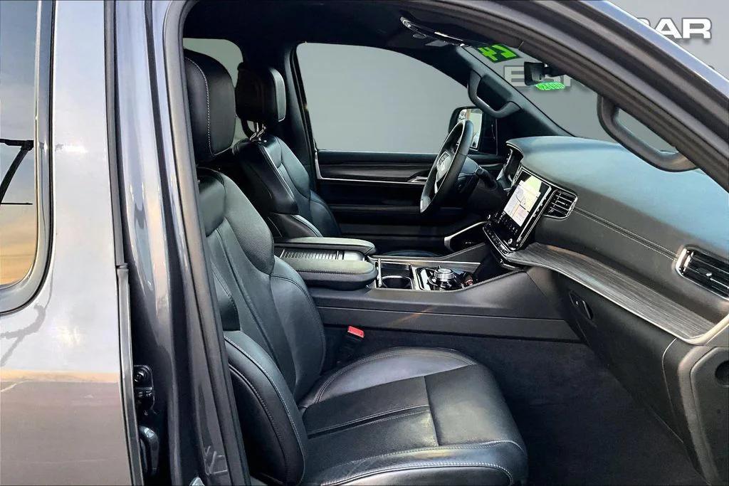 used 2024 Jeep Wagoneer car, priced at $43,998