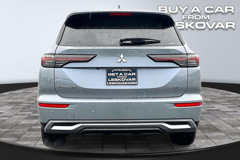 new 2026 Mitsubishi Outlander car, priced at $35,498