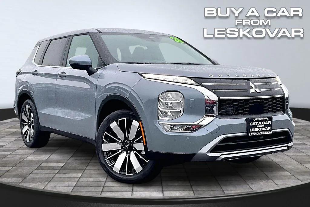 new 2026 Mitsubishi Outlander car, priced at $30,498