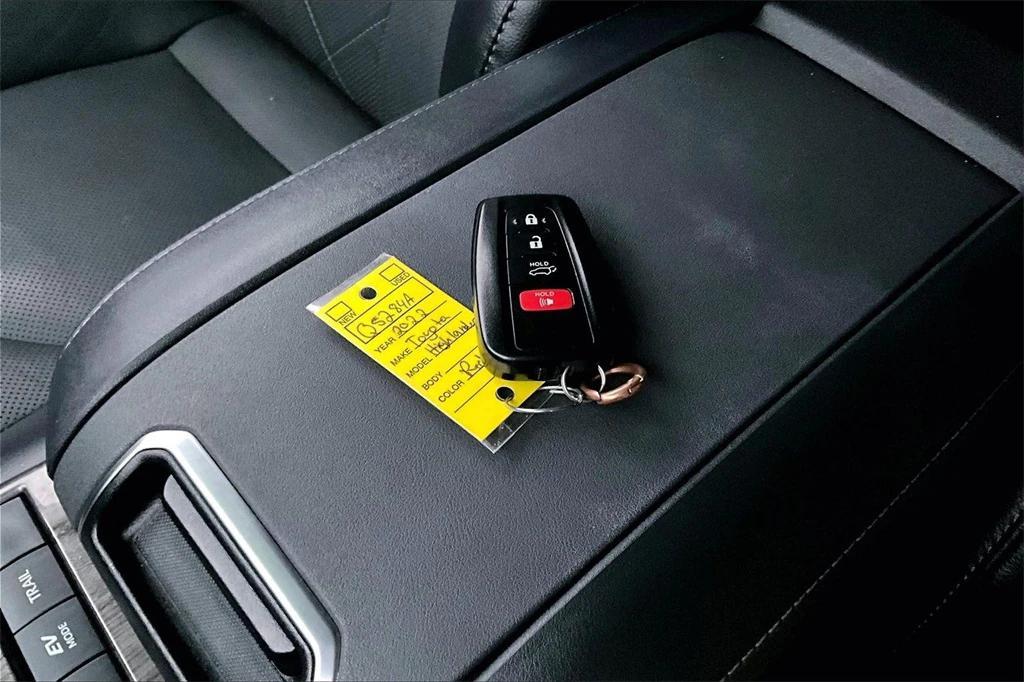 used 2022 Toyota Highlander Hybrid car, priced at $41,998