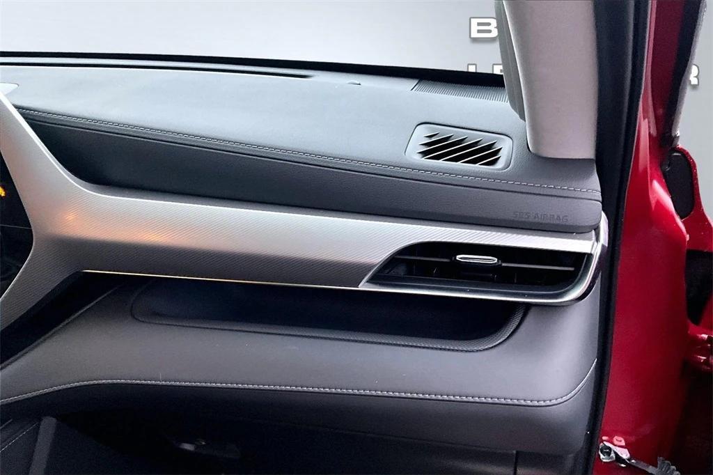 used 2022 Toyota Highlander Hybrid car, priced at $41,998