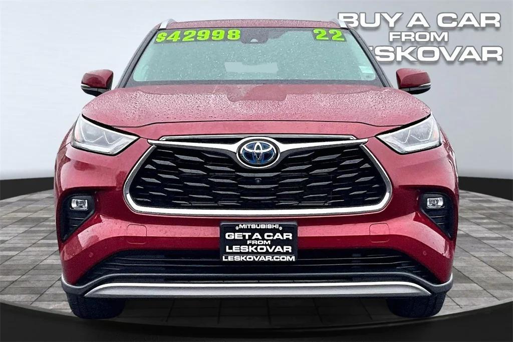 used 2022 Toyota Highlander Hybrid car, priced at $41,998