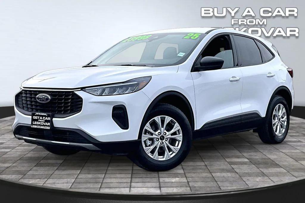 used 2025 Ford Escape car, priced at $23,500