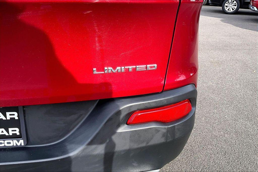 used 2017 Jeep Cherokee car, priced at $9,998