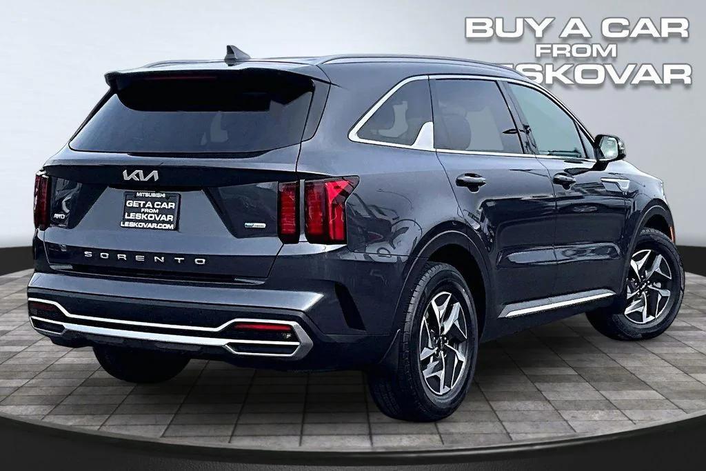 used 2022 Kia Sorento Hybrid car, priced at $25,998