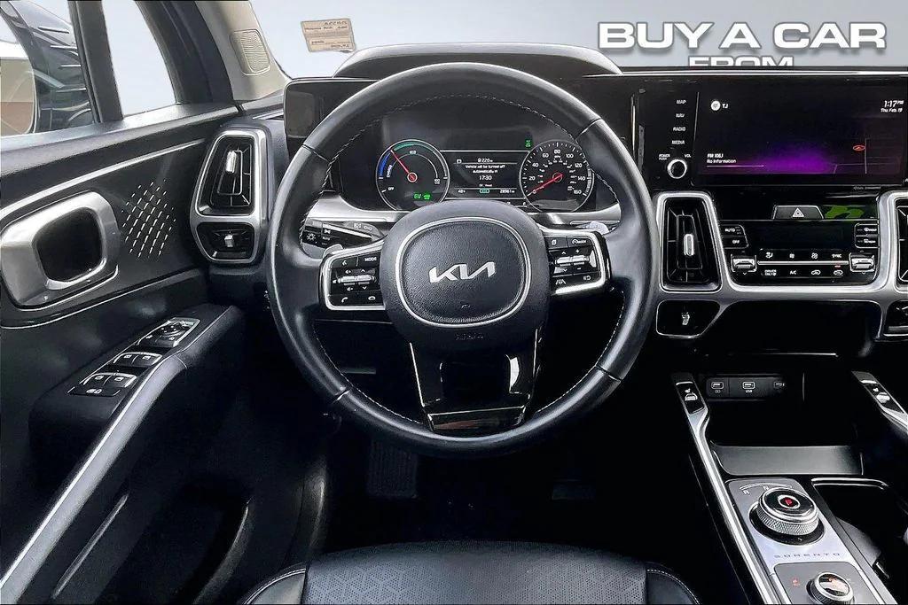 used 2022 Kia Sorento Hybrid car, priced at $25,998