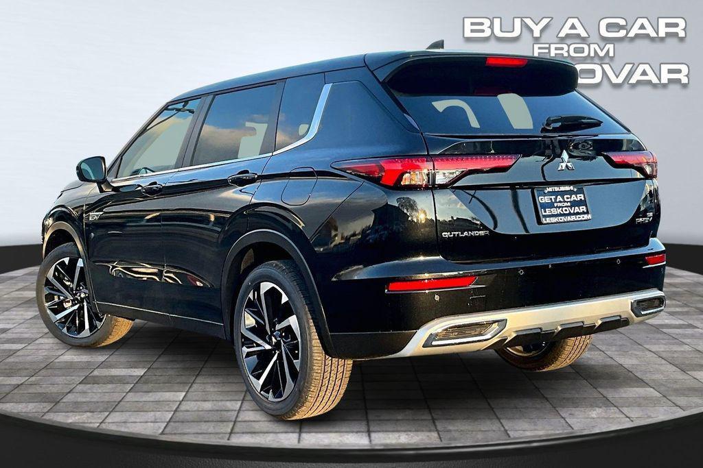 new 2025 Mitsubishi Outlander PHEV car, priced at $44,498