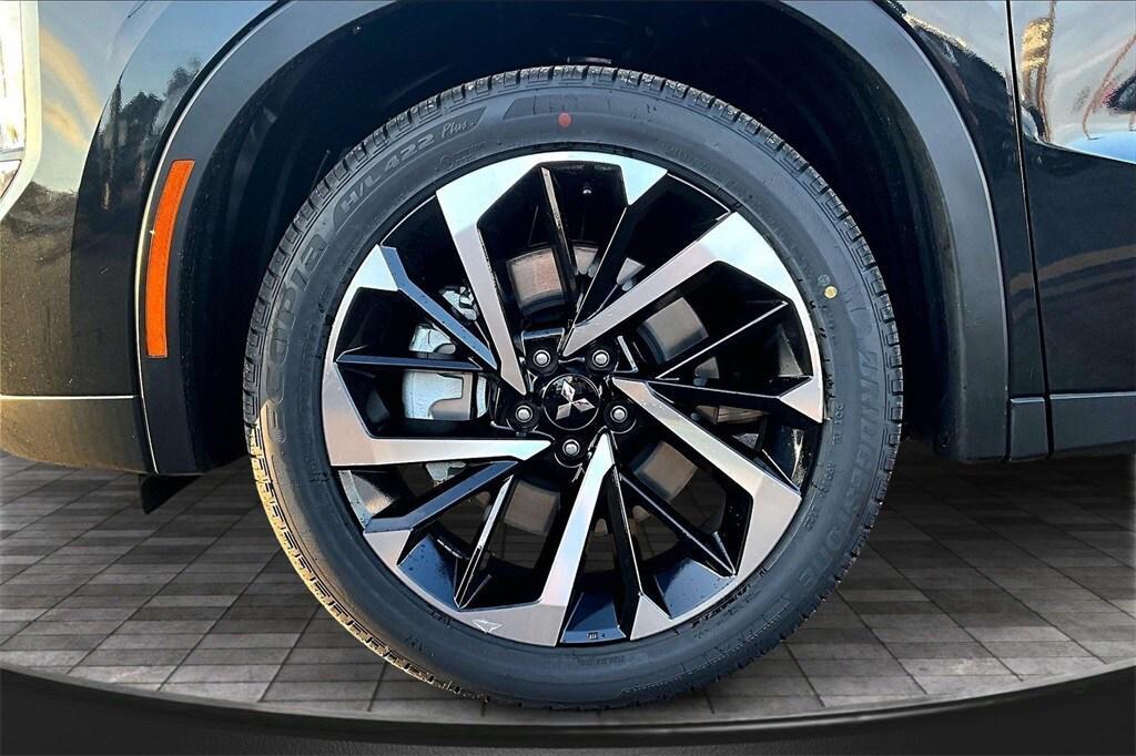 new 2025 Mitsubishi Outlander PHEV car, priced at $44,998