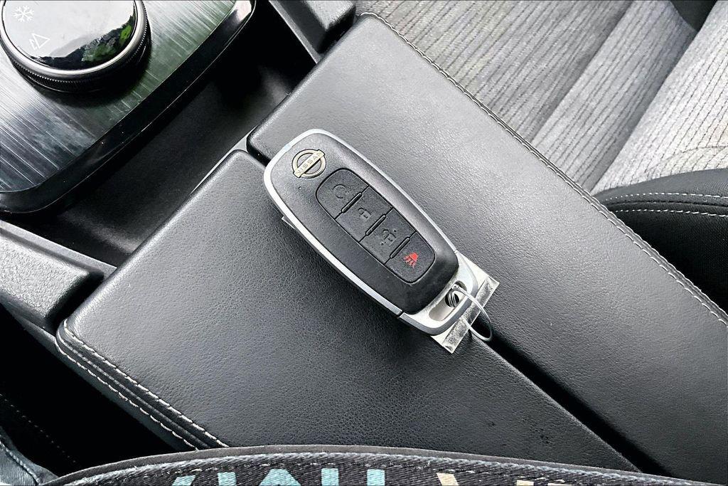 used 2023 Nissan Rogue car, priced at $21,998