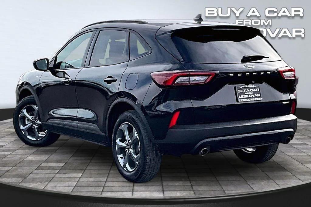 used 2025 Ford Escape car, priced at $24,998