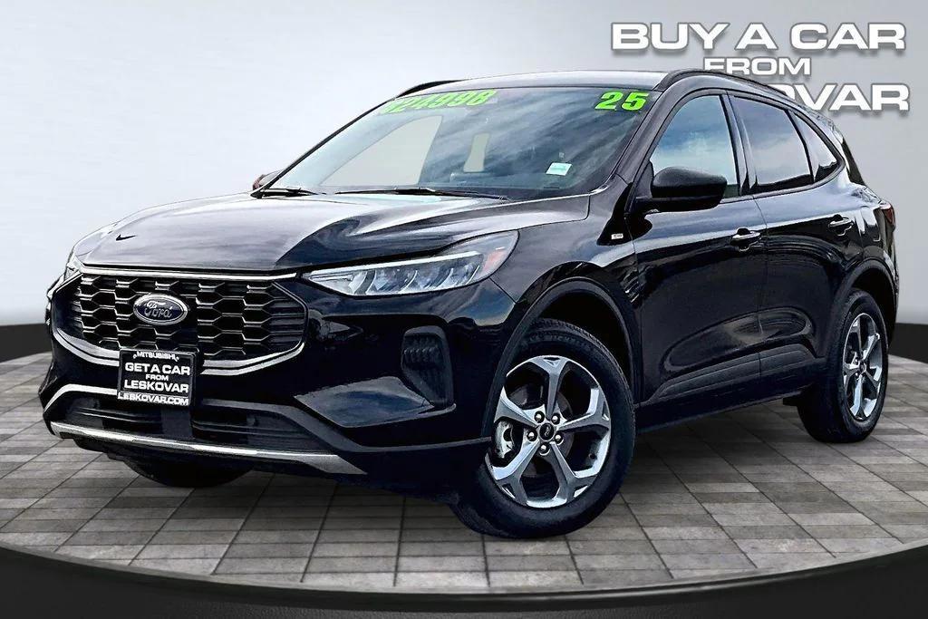 used 2025 Ford Escape car, priced at $24,998