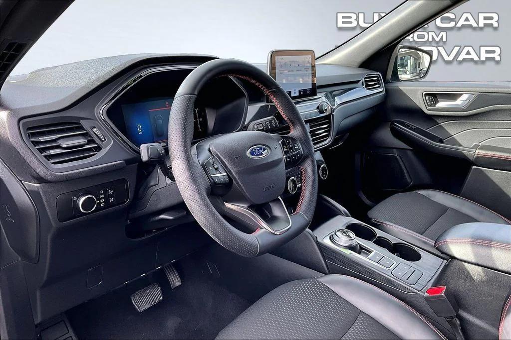 used 2025 Ford Escape car, priced at $24,998