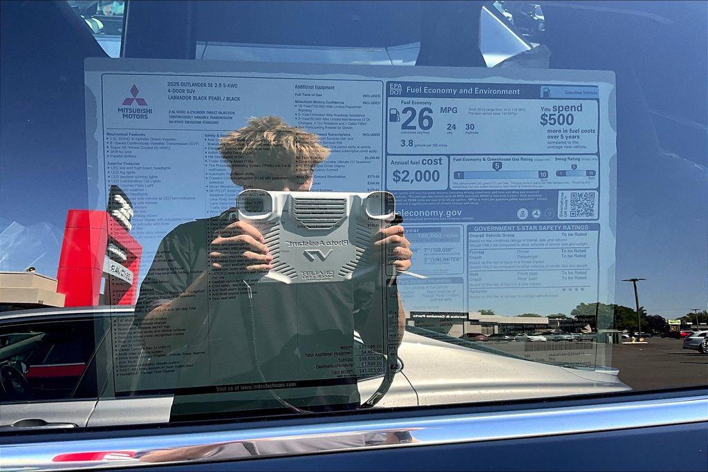 new 2025 Mitsubishi Outlander car, priced at $34,998