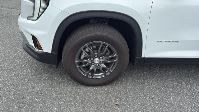 used 2025 GMC Acadia car, priced at $35,999