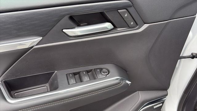 used 2025 GMC Acadia car, priced at $35,999