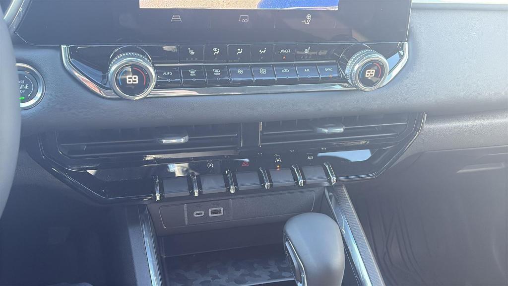 new 2026 GMC Canyon car, priced at $45,140