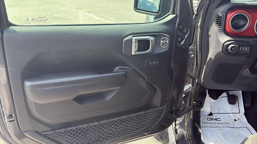 used 2021 Jeep Wrangler Unlimited car, priced at $35,495