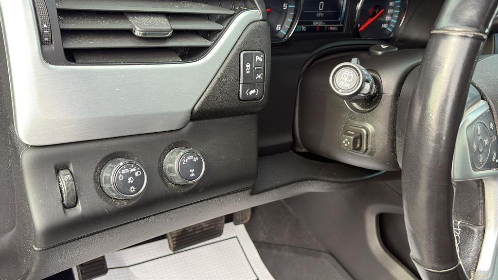 used 2019 GMC Yukon XL car, priced at $26,999