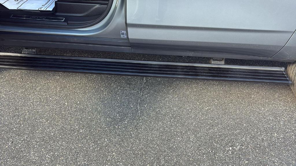 used 2023 GMC Yukon XL car, priced at $56,995