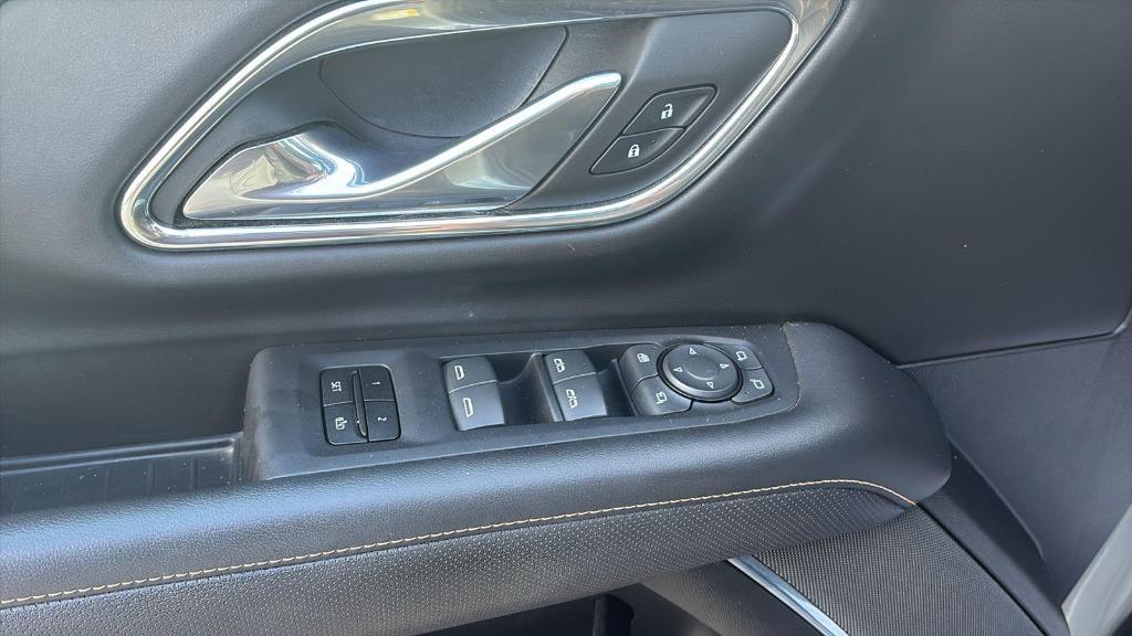 used 2023 GMC Yukon XL car, priced at $56,995