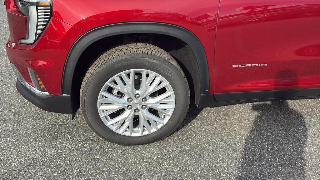 new 2026 GMC Acadia car, priced at $45,288