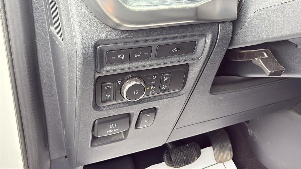 used 2022 Ford F-150 car, priced at $35,899