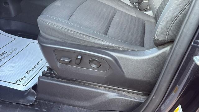 used 2022 Chevrolet Silverado 1500 car, priced at $29,999