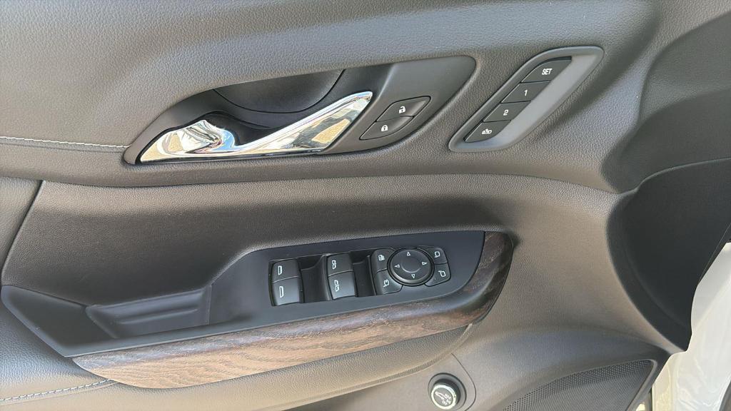 used 2022 GMC Acadia car, priced at $27,999