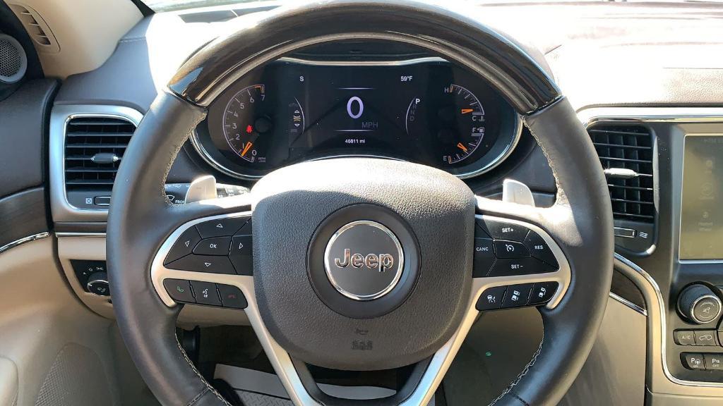 used 2017 Jeep Grand Cherokee car, priced at $19,999