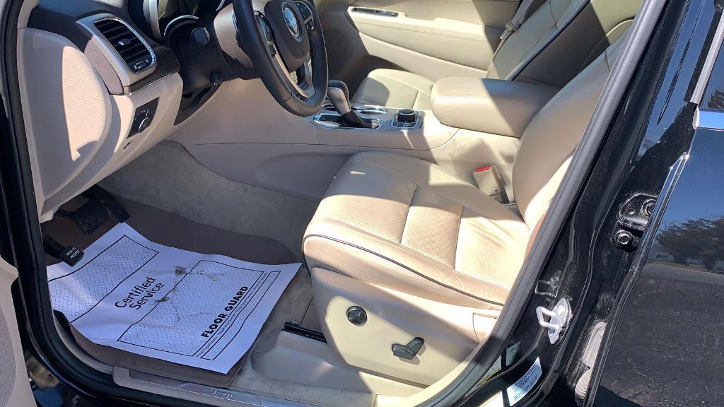 used 2017 Jeep Grand Cherokee car, priced at $19,999