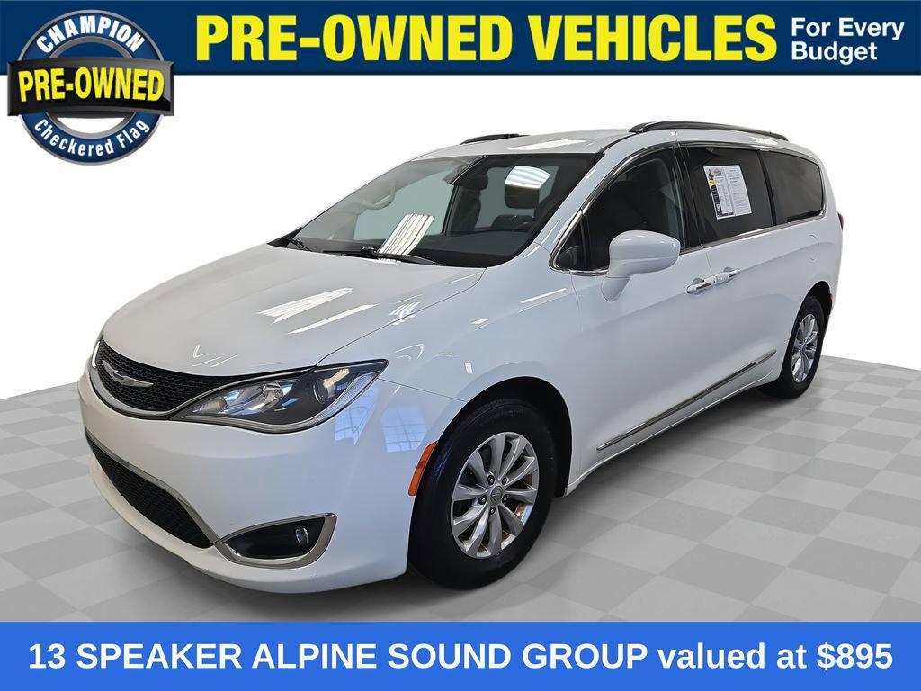 used 2017 Chrysler Pacifica car, priced at $9,903