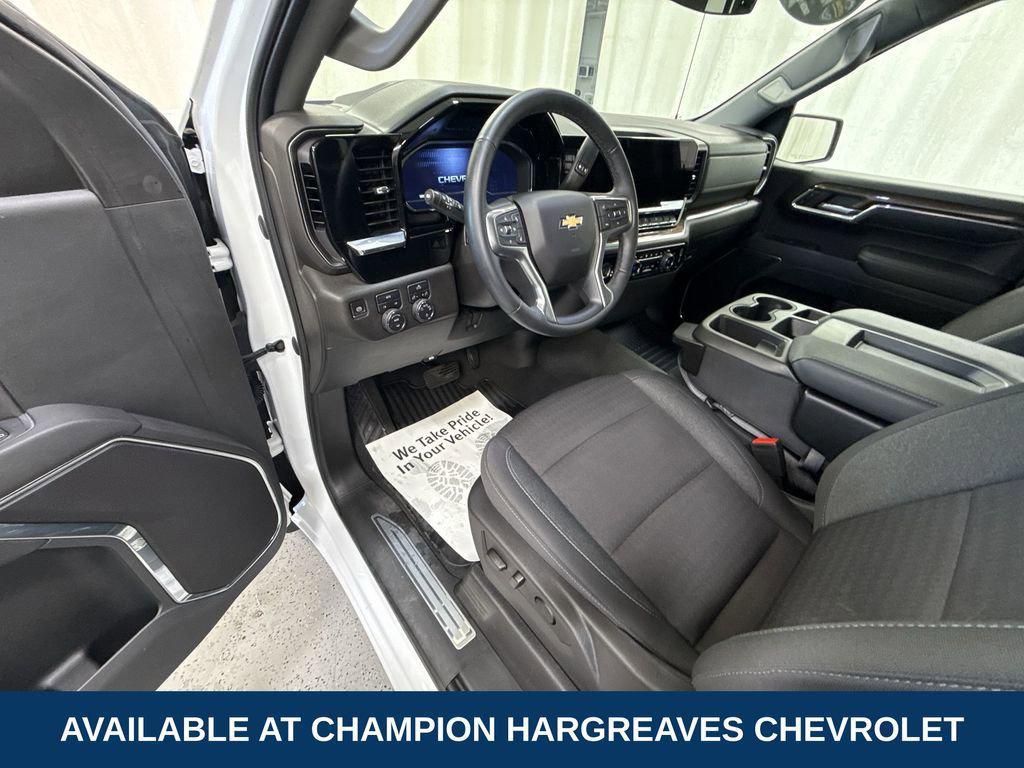 used 2024 Chevrolet Silverado 1500 car, priced at $34,999
