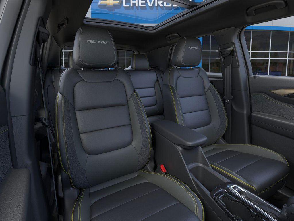 new 2025 Chevrolet TrailBlazer car, priced at $32,620