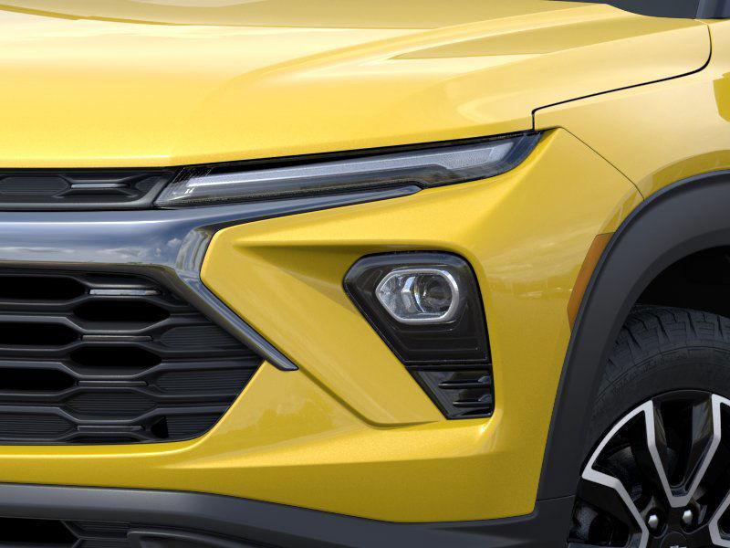 new 2025 Chevrolet TrailBlazer car, priced at $32,620