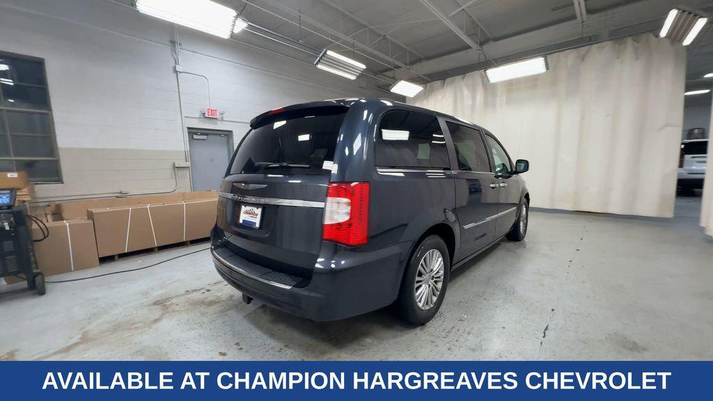 used 2014 Chrysler Town & Country car, priced at $8,014