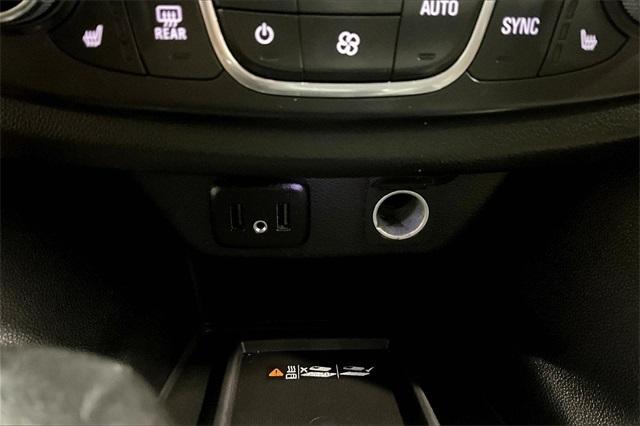 used 2022 Chevrolet Traverse car, priced at $21,833