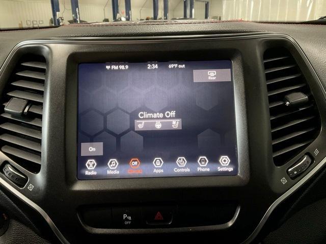 used 2019 Jeep Cherokee car, priced at $15,107