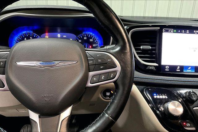 used 2021 Chrysler Pacifica car, priced at $15,366