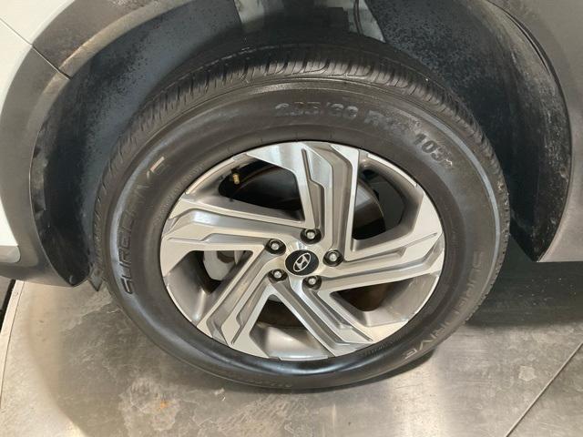 used 2023 Hyundai Santa Fe car, priced at $20,158